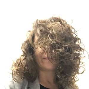 Meet your Posher, Hailey